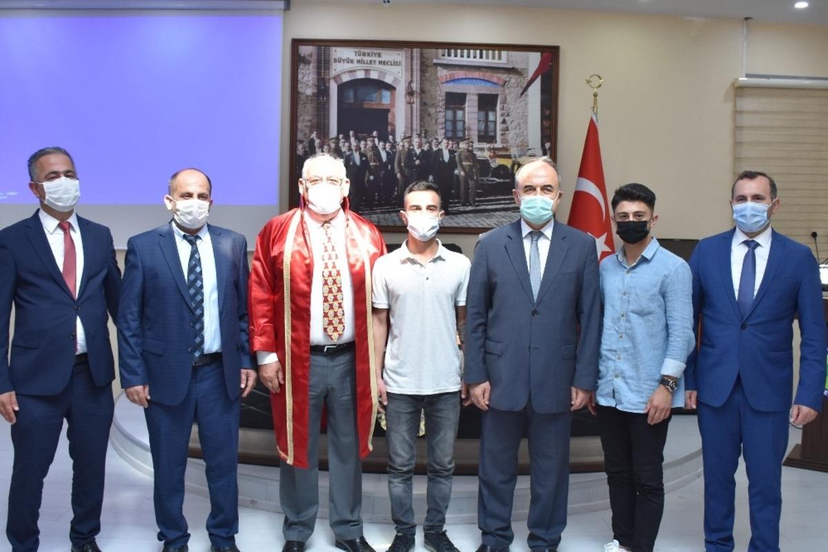 Yalova&rsquo;da yılın ahisine c&uuml;bbe giydirildi