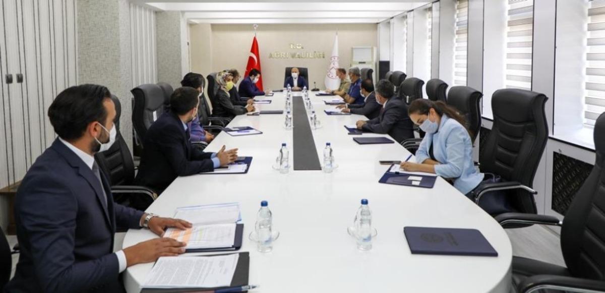 Ağrı&rsquo;da İl Spor G&uuml;venlik Kurulu Toplantısı Vali Varol&rsquo;un başkanlığında yapıldı