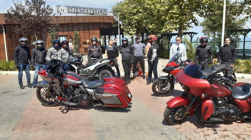 Başkan Yanmaz klasik motosiklet tutkunlarıyla