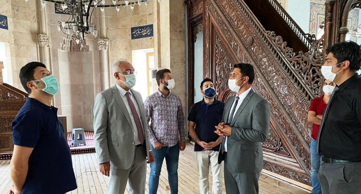 Milletvekili Kahtalı Yeni Cami&rsquo;de incelemelerde bulundu