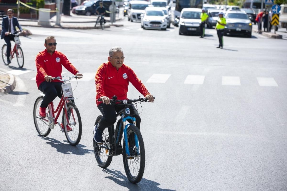 Cadde ve sokaklarda Avrupa Hareketlilik Haftası