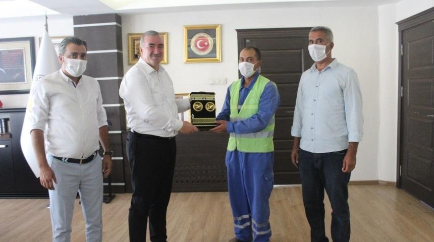 Başkan Turanlı&rsquo;dan Duyarlı Personele Teşekk&uuml;r