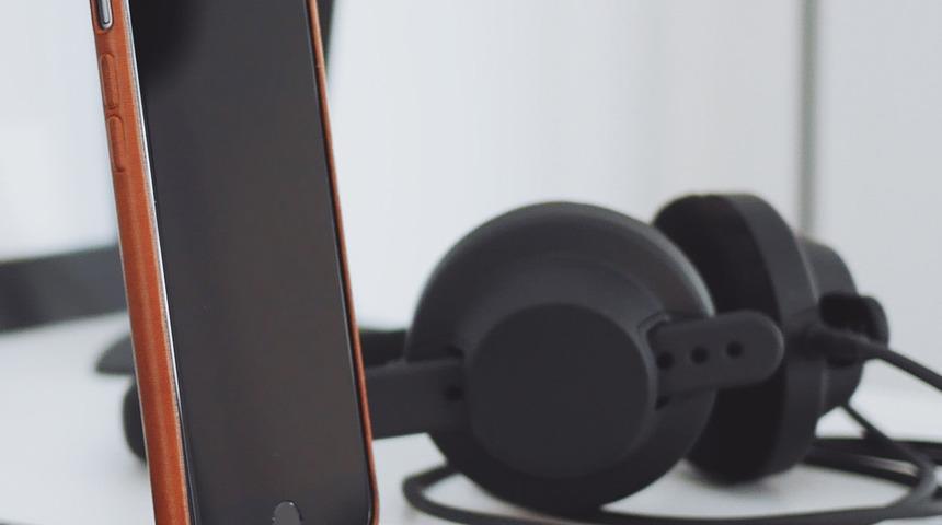 AirPods Studio tanıtım tarihi ile birlikte ortaya &ccedil;ıktı!