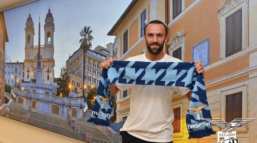 Fenerbahçe, Vedat Muriqi'yi 17.5 milyon Euro bedelle Lazio'ya sattığını açıkladı