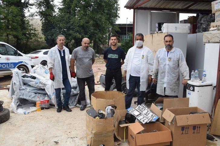 Çalıntı araçları parçalayıp satan kişiler yakalandı G1