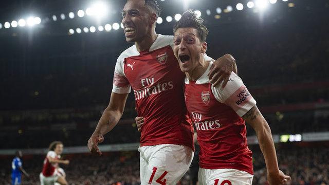 Aubameyang 2023'e kadar Arsenal'da