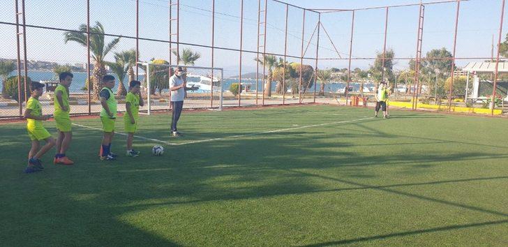 Armutçukspor gençliği durmak bilmiyor G2