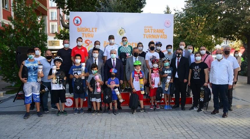 Ahilik etkinlikleri, &ouml;d&uuml;l t&ouml;renleri yapıldı