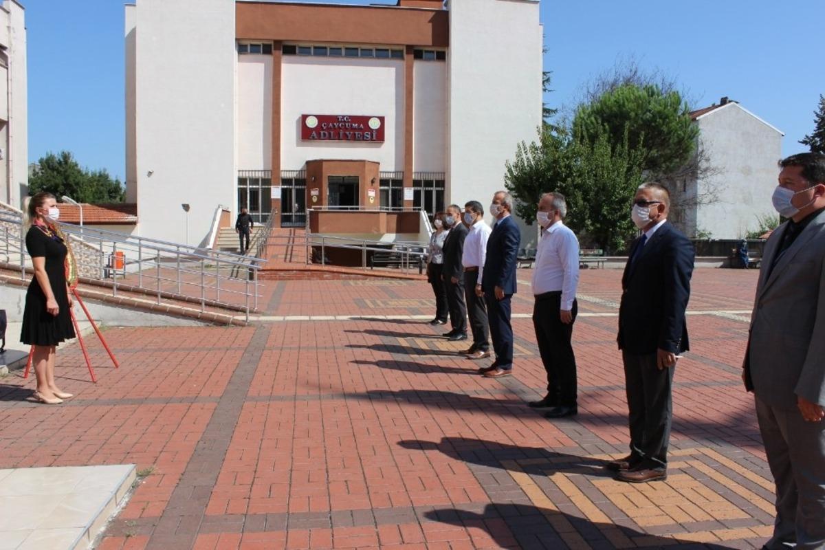 &Ccedil;aycuma&rsquo;da ilk&ouml;ğretim haftası dolayısıyla &ccedil;elenk sunuldu