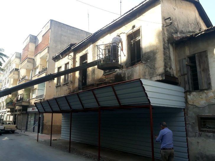 Akdeniz Belediyesi, yol çalışmalarına devam ediyor G2