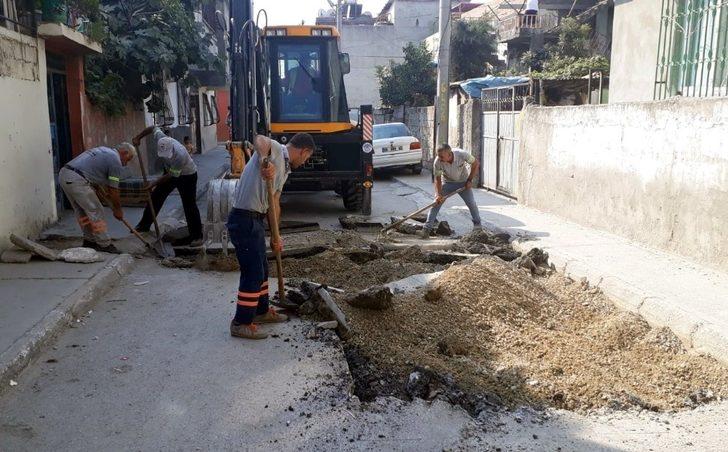Akdeniz Belediyesi, yol çalışmalarına devam ediyor G3