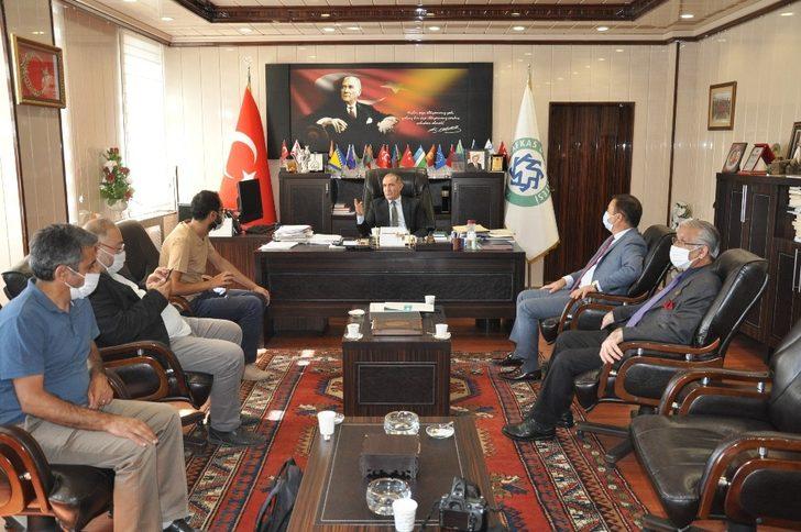 KAÜ Rektörü Prof. Dr. Hüsnü Kapu, basınla buluştu G1