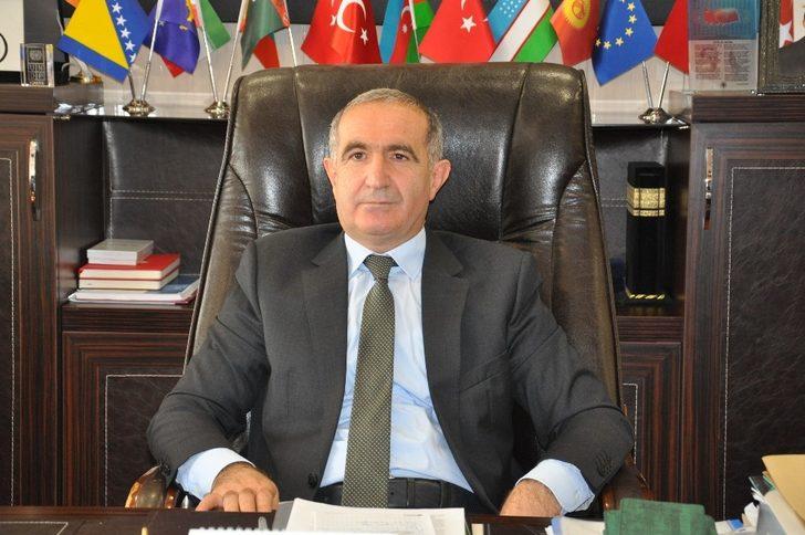 KAÜ Rektörü Prof. Dr. Hüsnü Kapu, basınla buluştu G4