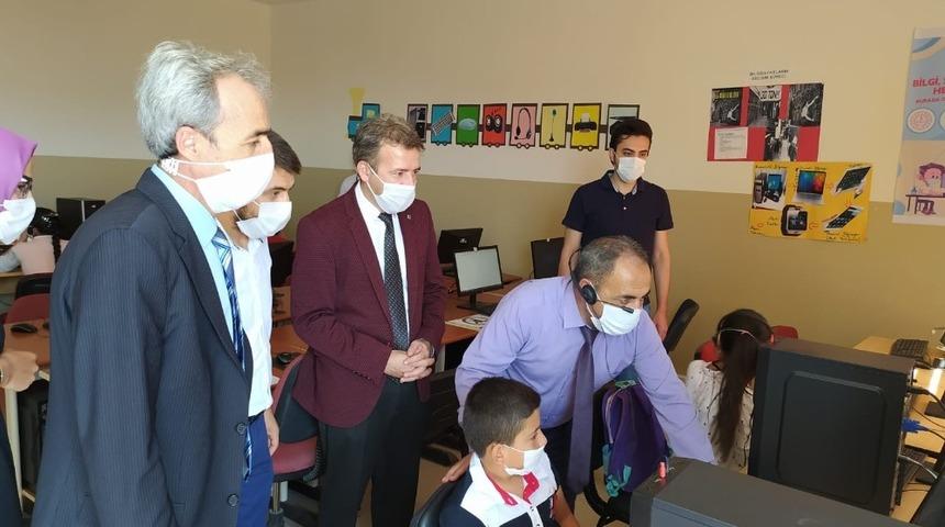 Yunak’ta EBA destek noktaları hizmette