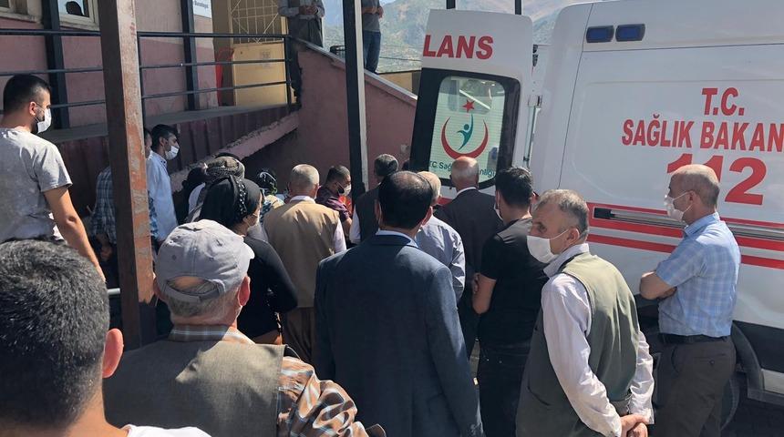 Kahvaltıda yerken nefes borusuna yapıştı! Şimdi yaşam m&uuml;cadelesi veriyor