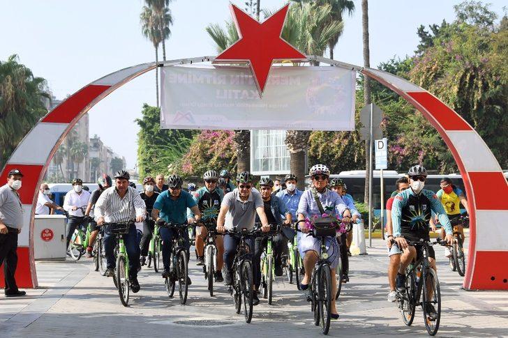 Başkan Seçer, evden işe bisikletle geldi G2