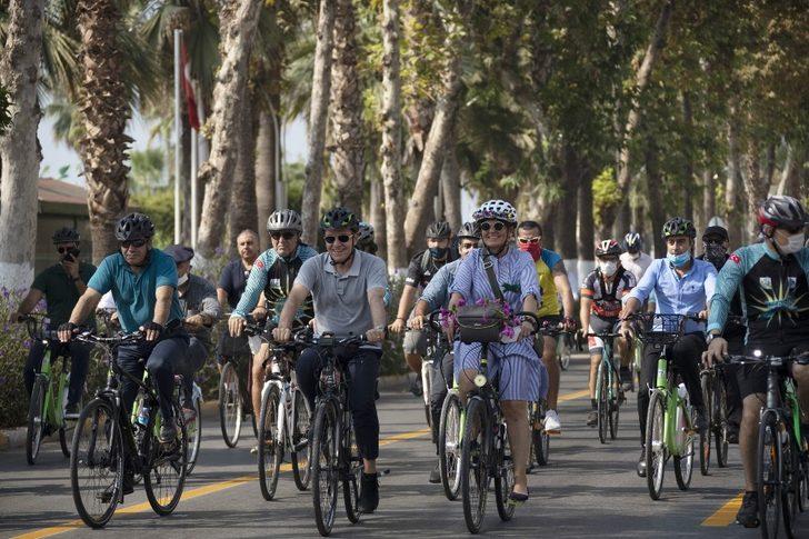 Başkan Seçer, evden işe bisikletle geldi G4