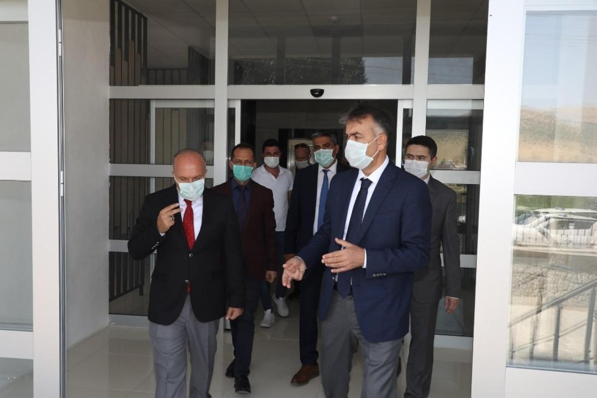 Vali &Ccedil;ağatay&rsquo;dan G&uuml;roymak il&ccedil;esine ziyaret