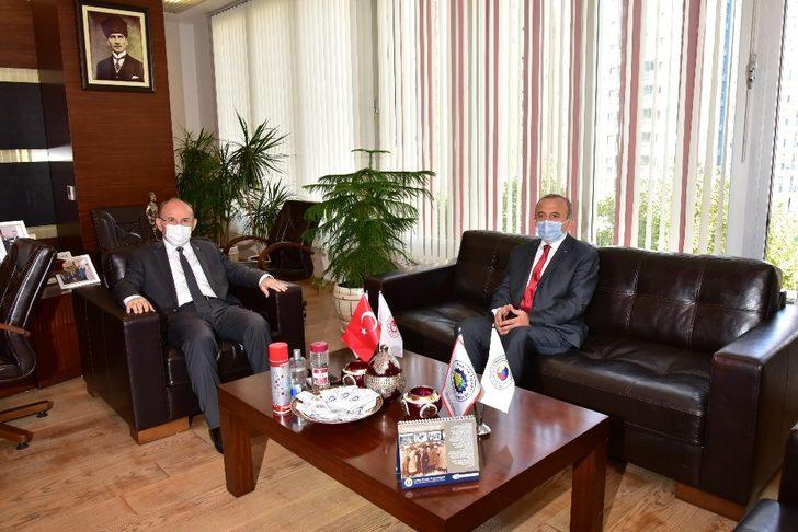 Vali Karadeniz’den MTSO’ya teşekkür G2