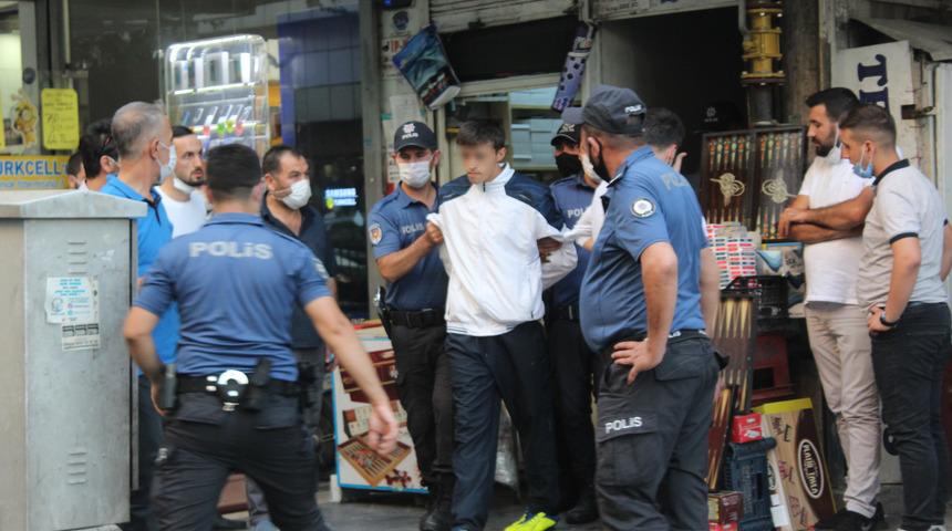 &Ouml;nce intihara kalkıştı, sonra ailesini rehin aldı