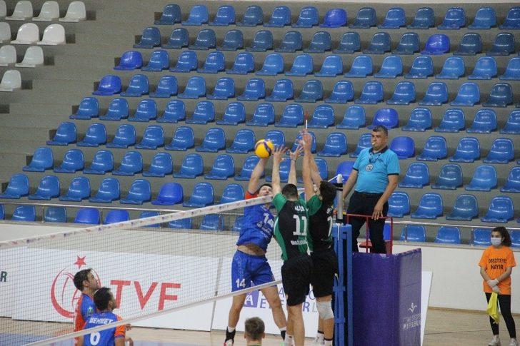 Efeler Ligi: Bingöl Solhan Spor: 0 - İnegöl Bld.: 3 G3