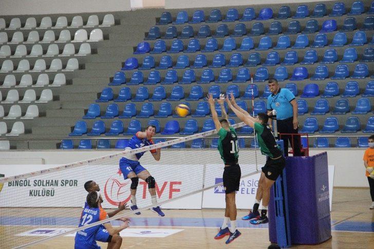 Efeler Ligi: Bingöl Solhan Spor: 0 - İnegöl Bld.: 3 G4