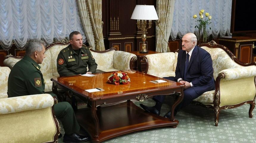 Lukaşenko, Şoygu ile yaptığı görüşmenin detaylarını açıkladı: Rusya'dan yeni silahlar istedim