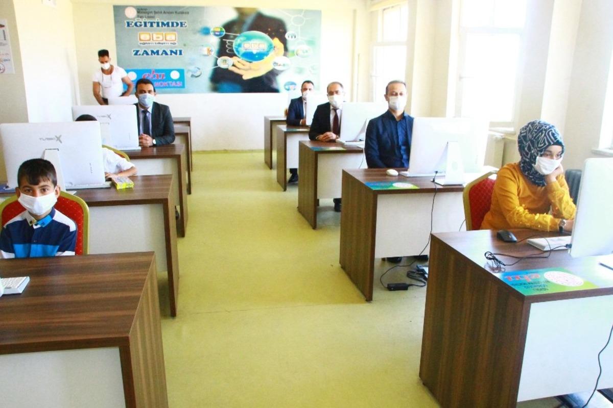 Kaymakam Yal&ccedil;ın&rsquo;dan EBA destek noktasına ziyaret