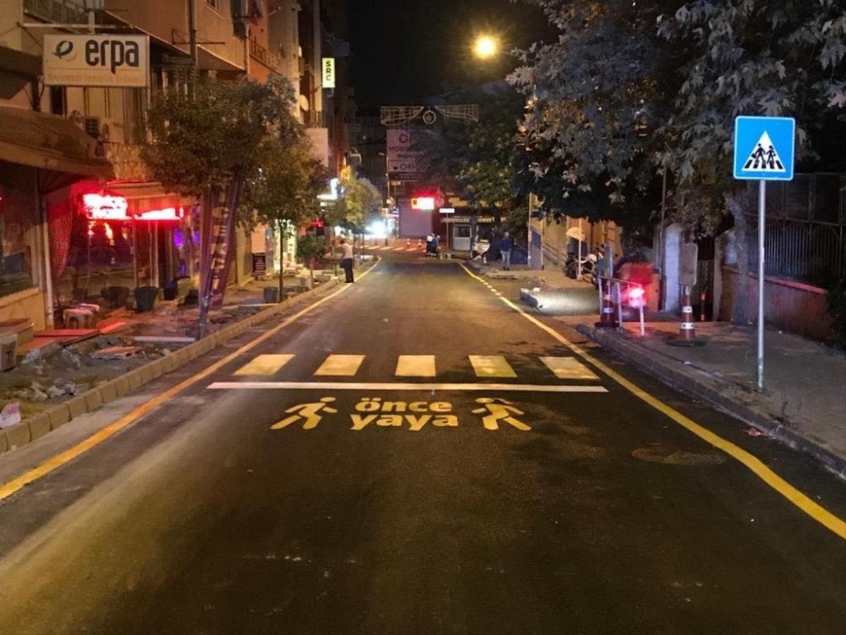 Demir Sokak 1 g&uuml;nde yenilendi