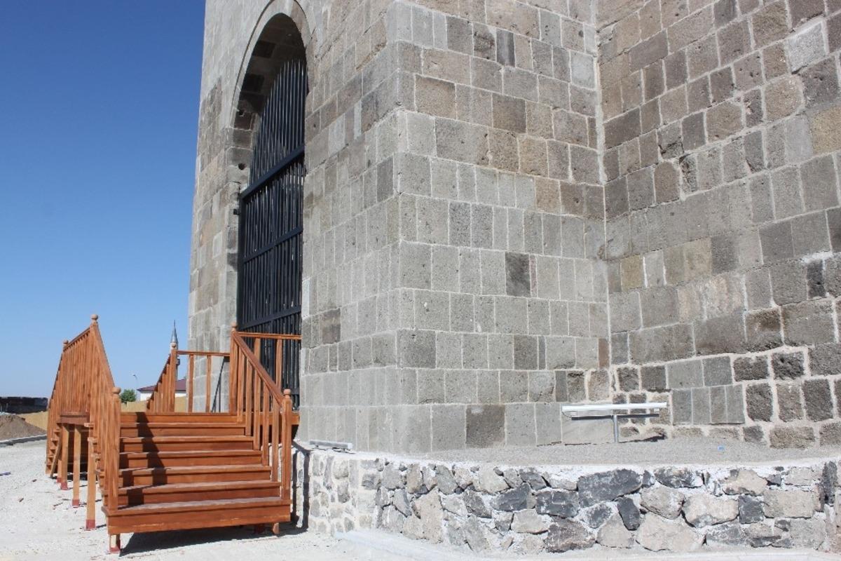 Tarihi Erzurum Kalesi&rsquo;nin &ccedil;ehresi değişti