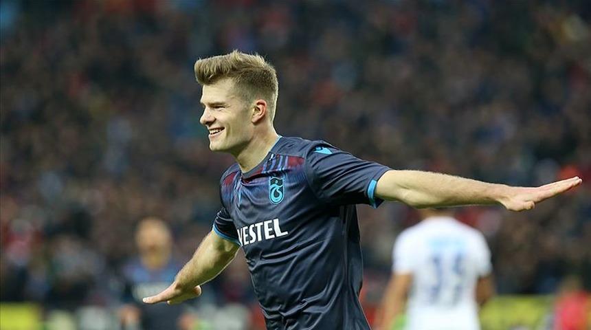 Son dakika: Alexander Sörloth düğümü çözülüyor! 8 milyon euro'ya transfer bitmek üzere...