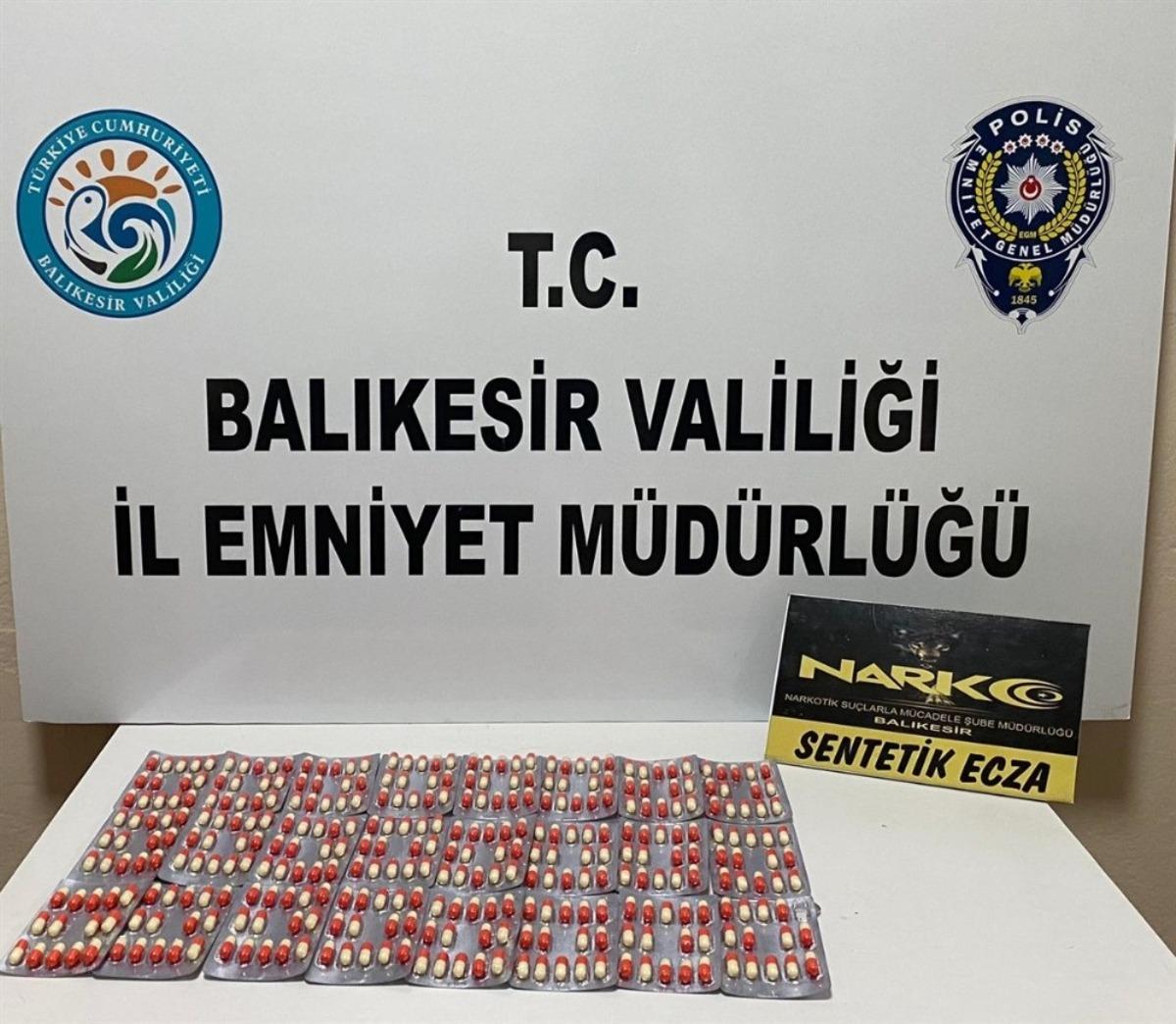 Balıkesir&rsquo;de 5 uyuşturucu ş&uuml;phelisi tutuklandı