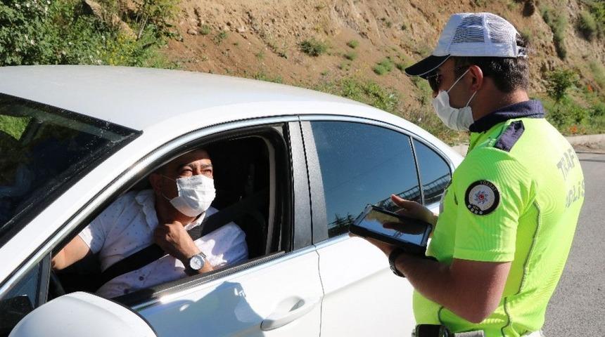 Özel araçlarda maske takma zorunlu mu? Muş'ta flaş karar