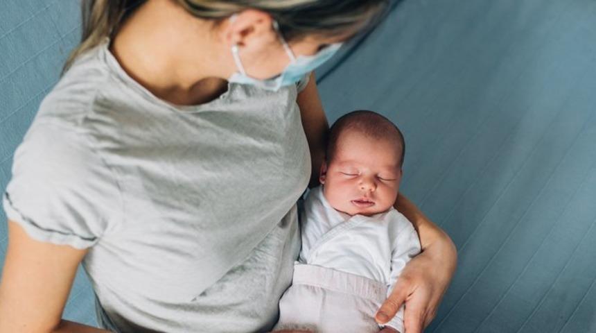 Koronalı anne emzirebilir mi 