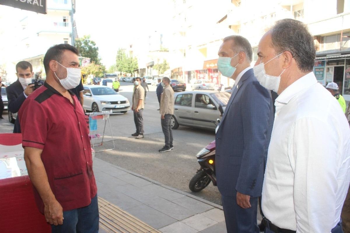 İl protokol&uuml; maske denetimi yaptı