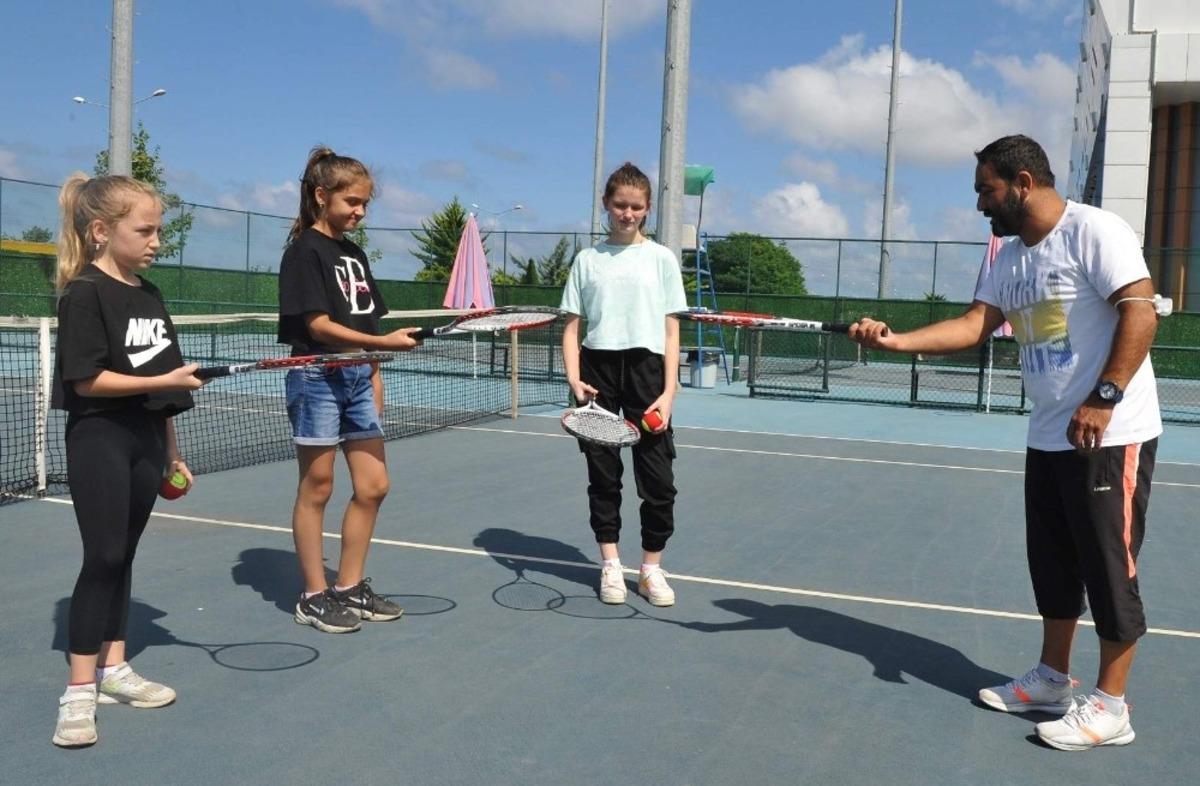 Trabzon&rsquo;da kortlar İl Spor Merkezi Kursları ile şenleniyor