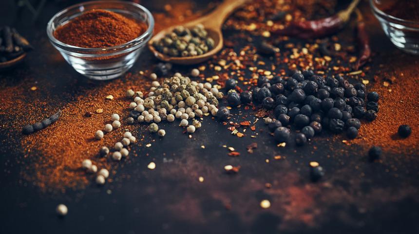 Dikkat! Fazla baharatlı gıda ve kola t&uuml;ketiyorsanız...