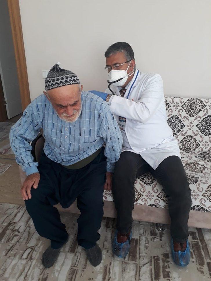 Kepez’den sekiz ayda 6 bin kişiye evde bakım hizmeti G3