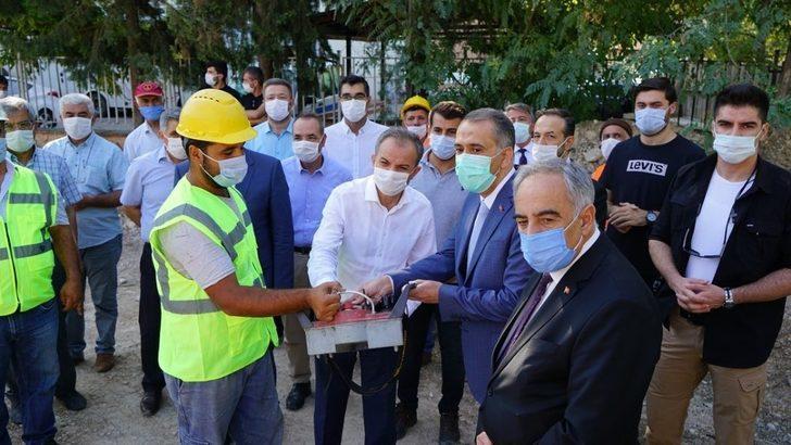 Halk eğitim merkezi binasının temeli dualarla atıldı G1