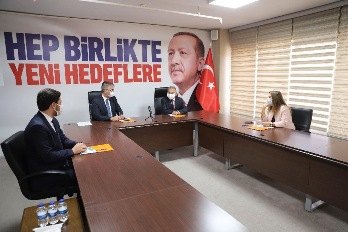 Başkan B&uuml;y&uuml;kkılı&ccedil;, AK Parti il Başkanları Toplantısına Katıldı