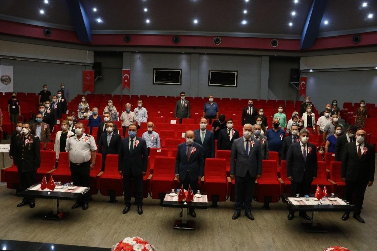 Manisa&rsquo;da &lsquo;Devlet &Ouml;v&uuml;n&ccedil; Madalyası ve Berat Tevcih T&ouml;reni&rsquo; d&uuml;zenlendi