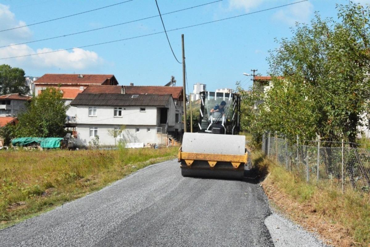 Kdz. Ereğli Belediyesi &Ouml;ren Mahallesi&rsquo;ne asfalt &ccedil;alışması yaptı