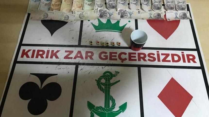 Lunaparkta kumar oynatan 5 kişi g&ouml;zaltına alındı