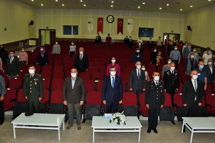 Kırıkkale’de şehit aileleri ve gazilere Devlet Övünç Madalyası verildi G2