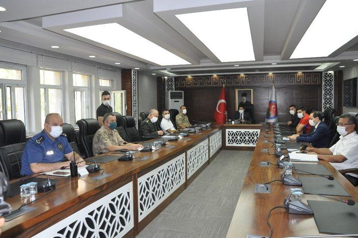 Şırnak’ta şehit düşen Oğrak’ın yakınına devlet övünç madalyası verildi G1