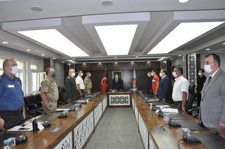 Şırnak’ta şehit düşen Oğrak’ın yakınına devlet övünç madalyası verildi G3