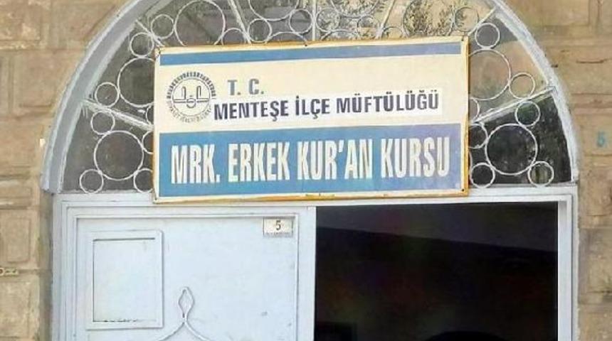 Kuran kursu hocasının Covid- 19 testi pozitif &ccedil;ıktı, 40 &ouml;ğrenci karantinada