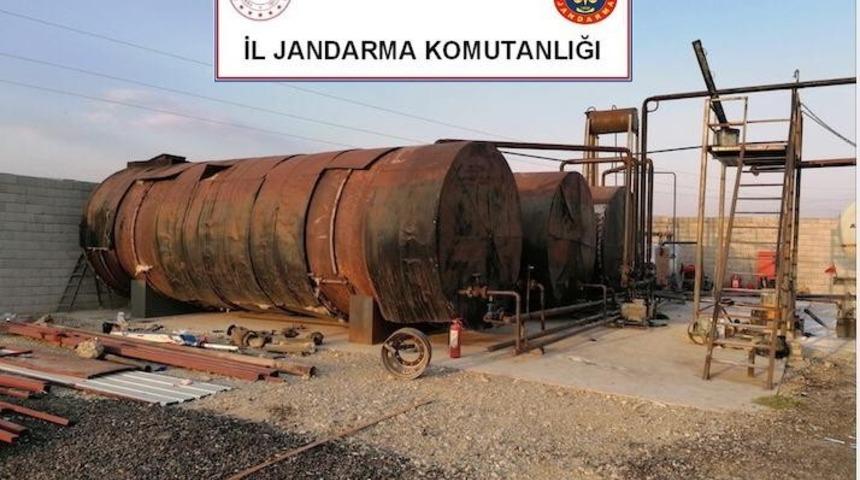 Batman’da 41 bin 760 litre kaçak akaryakıt ele geçirildi
