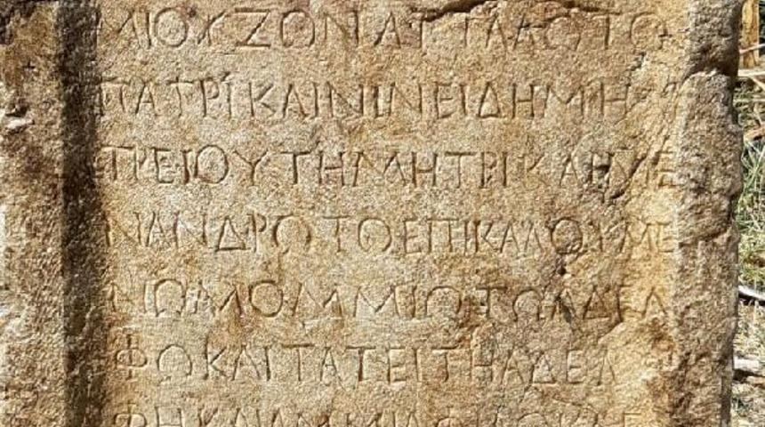 Isparta'da Roma dönemine ait bin 800 yıllık kitabe ele geçirildi