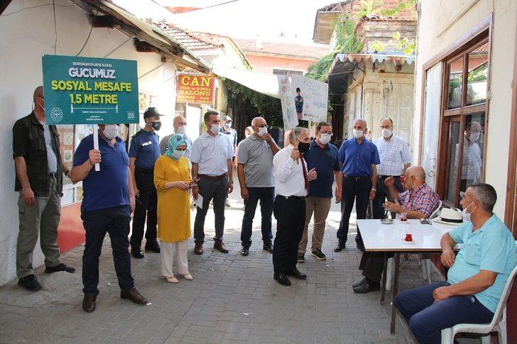 Kaymakam Duru elinde dövizle denetim yaptı G3